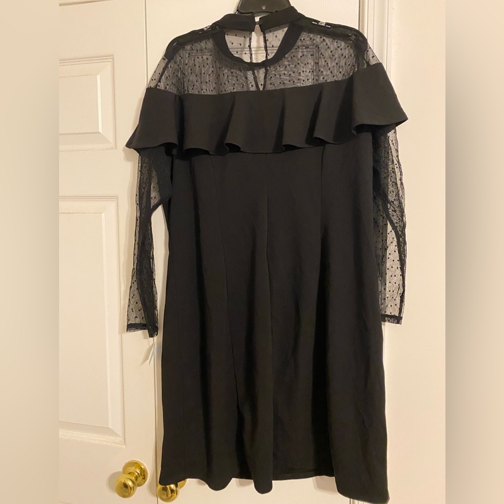 Paper doll black dress - Picture 3 of 4